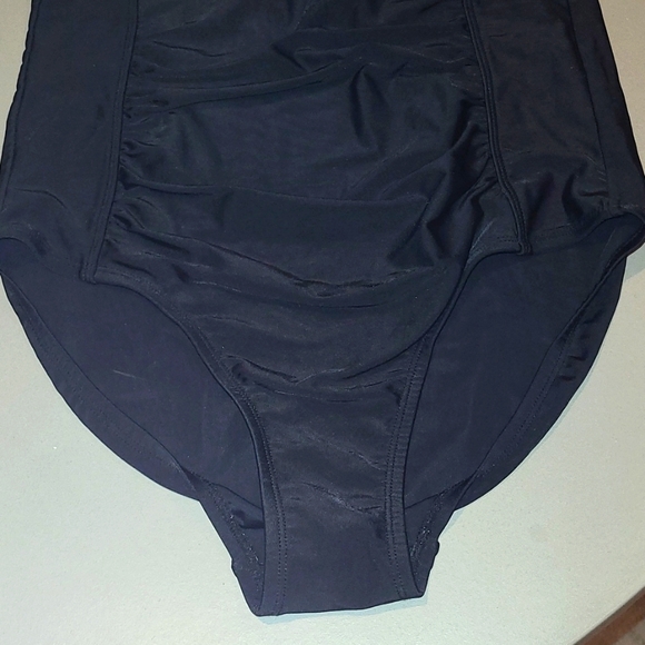 Swimwear 2 pcs Bundle - Picture 7 of 10